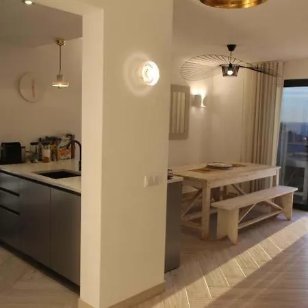 Sleeps 10 With Air Con And Wifi Vale do Lobo