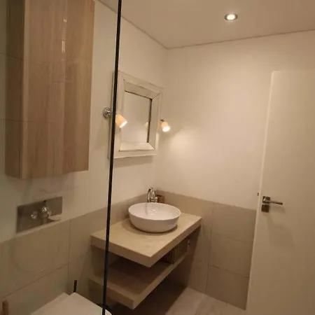 Sleeps 10 With Air Con And Wifi Vale do Lobo