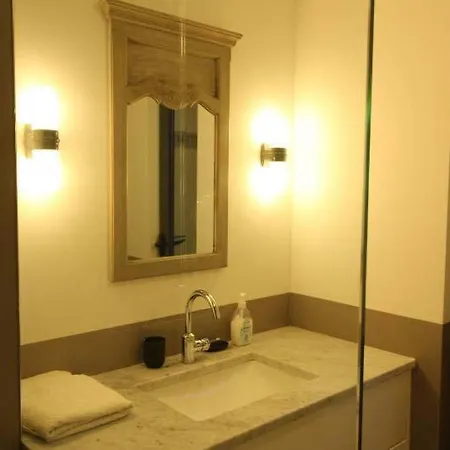 فيلة Sleeps 10 With Air Con And Wifi
